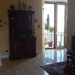 Confortevole * Bari