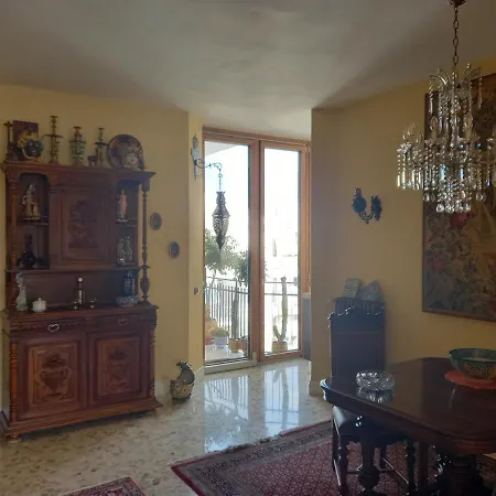 Confortevole Bari