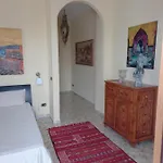 Confortevole باري