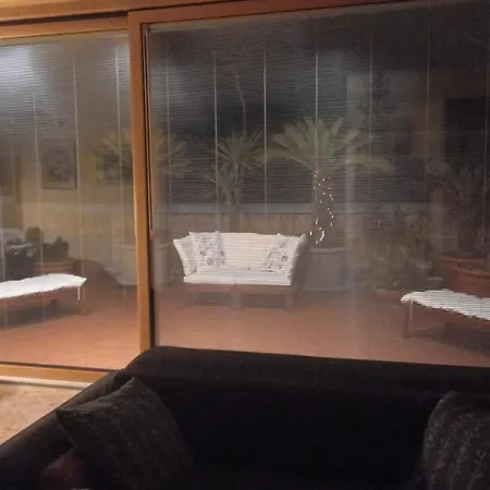 Lägenhet Confortevole Bari