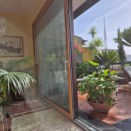 Lägenhet Confortevole Bari